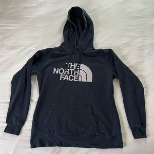 The north face woman’s hoodie size medium